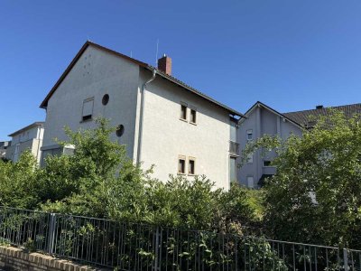 Günstiges 5-Raum-Einfamilienhaus in Seligenstadt