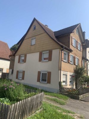 GÜNSTIGES HAUS SUCHT TÜCHTIGEN BASTLER