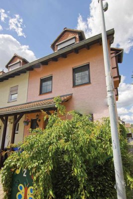 Gepflegtes Reiheneckhaus mit 5 Zimmern in Rodgau-Jügesheim
