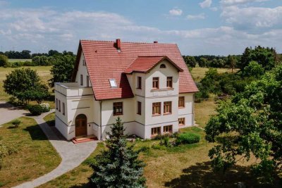 Attraktives Renditepotenzial! Voll vermietetes Mehrfamilienhaus mit opt. Zusatzgrundstück in Wriezen