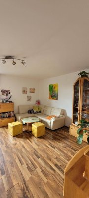 Ansprechende 4-Zimmer-Wohnung mit Balkon und EBK in Loosdorf