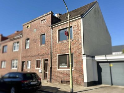 ToHuus Immobilien: Reihenendhaus in Brhv.-Lehe bei der Stadtverwaltung/Schule