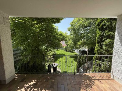 Kernsanierte 4,5 Zimmer Wohnung mit großem Garten