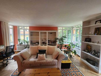 Stilvolle, möblierte 3-Zimmer-Wohnung in Top-Lage Bogenhausen / Herzogpark