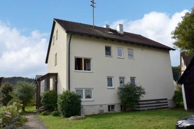Zweifamilienhaus in ruhiger Wohnlage
bei Hiltpoltstein