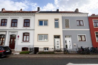 MIETEN MIT KAUFOPTION: Erstbezug nach Sanierung: Reihenhaus mit 6 Zimmern + Garten | Bremen-Neustadt