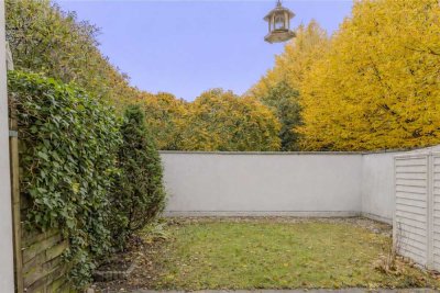 Möblierte Gartenwohnung mit 3 Zimmer- Erstbezug nach Modernisierung in M.-Bogenhausen,  ggf.  3.WG