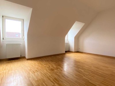 3 Zimmer in ruhiger, grüner Lage im Stuttgarter-Osten  (KEIN BALKON)