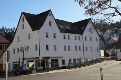 Attraktives Mehrfamilienhaus