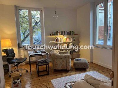 Tauschwohnung: Altbau 2-Zimmer Wohnung in Ehrenfeld gegen Haus mit Außen
