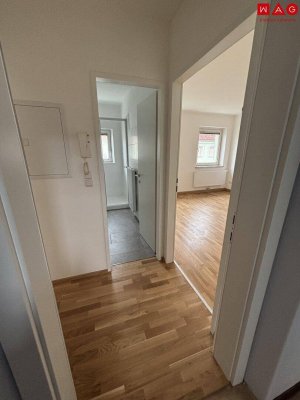 Tolle Singlewohnung: geräumiger und praktischer Grundriss mit neuem modernen Badezimmer! Ab sofort beziehbar! Unbefristet und provisionsfrei!