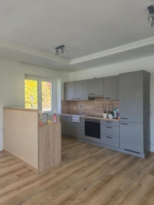 Moderne 2-Zimmer Dachgeschosswohnung mit Balkon