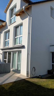 moderne, gepflegte Doppelhaushälfte in Filderstadt