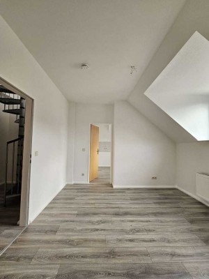 Wunderschöne 2 Raum Maisonette Wohnung * Schlosschemnitz *