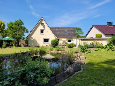 Ländlicher Rückzugsort mit Charakter – Haus mit großem Garten in Warder