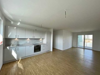 Schöne 2-Zimmer-Wohnung / großes Tageslichtbad