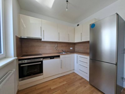 Provisionsfreie Erstbezugs-Balkonwohnung mit Tischlerküche in Toplage bei der Alten Donau (Nähe Spitz)