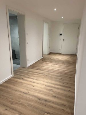 Erstbezug nach Sanierung: 3,5 Zi. Wohnung mit Terrasse in Jöhlingen