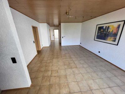 Geschmackvolle 3-Zimmer-Wohnung mit Balkon und EBK in Speyer - ohne Maklerprovision