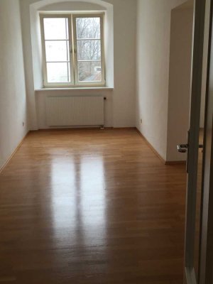 Geschmackvolle, renovierte 3-Zimmer-Wohnung in Bad Tölz