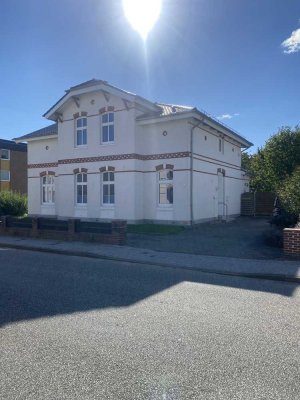 Wohnung (110m²) in zentral gelegener Villa