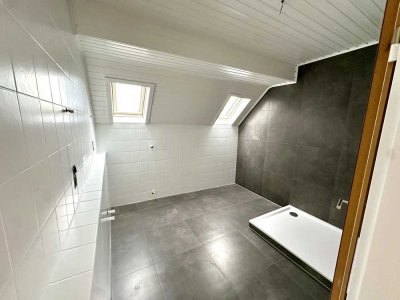 Helle 4-Zimmer Wohnung mit Dachterasse über den Dächern von Oberbruch