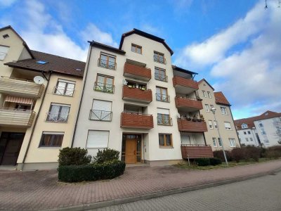 Helle 3-Zimmer-Wohnung mit Einbauküche und schönem Landschaftsblick