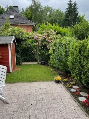 Wunderschönes Reihenmittelhaus mit kleinem Garten