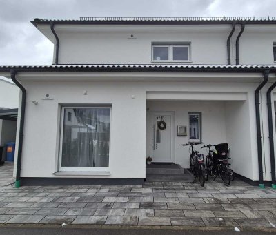 Doppelhaushälfte Neubau in Memmingen mit Wintergarten