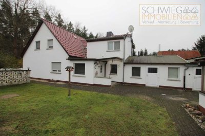 Doppelhaushälfte mit Nebengelass in Kolkwitz-Hänchen