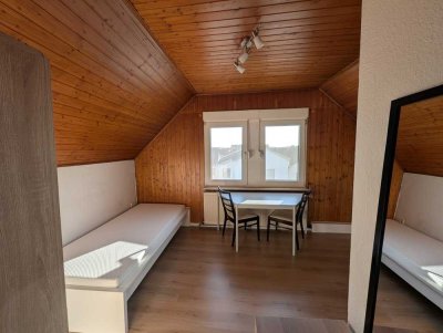 Sonnige Dachgeschosswohnung zentral in Budenheim