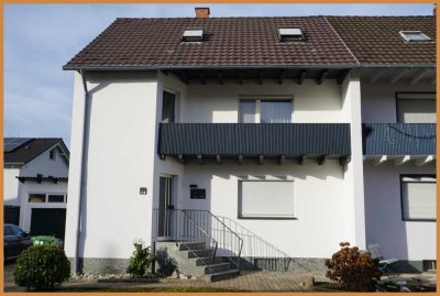 Wohnen mit Herz und Gartenidylle – Charmantes 2-Familien-Haus in begehrter Lage von Gengenbach