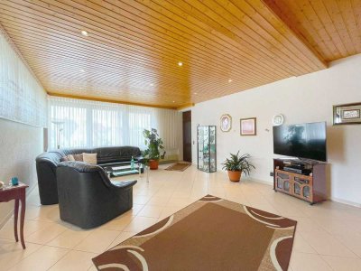 Kernsanierte 5-Zimmer-Wohnung – Teilbar in zwei Einheiten