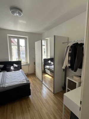Helle 2-Zimmer-Wohnung in zentraler, ruhiger Lage von Augsburg
