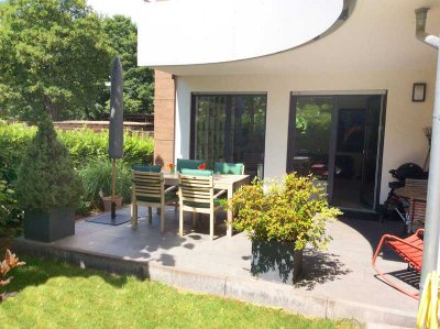 Eschersheim*   Sehr geschmackvolle  4-Zimmer-Luxuswohnung im Grünen mit EBK und Terrasse