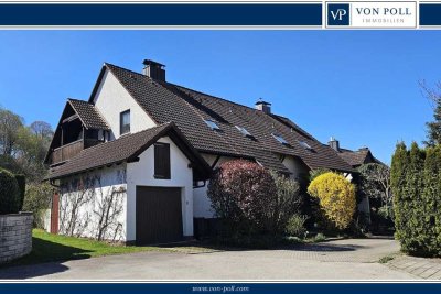 Großzügige Doppelhaushälfte mit Garage in ruhiger Lage!