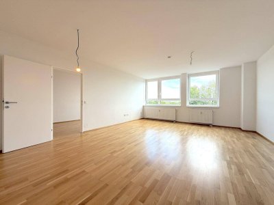 Donaublick Apartment | Zwei-Zimmer-Wohnung mit Einbauküche und direktem Wasserblick
