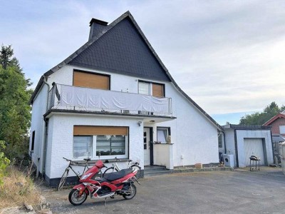 Ländlich wohnen in Erwitte-Schmerlecke! Einfamilienhaus mit Nebengebäuden, Garage und zusätzli