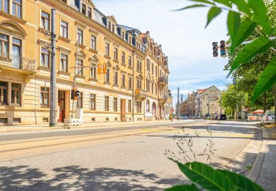 Attraktive 2-Raumwohnung * 2. OG * Bad mit Wanne * Ankleidezimmer * Küche mit Fenster * TOP *