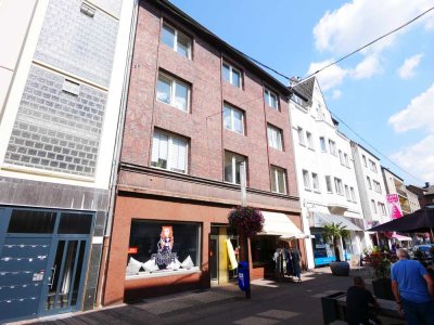 Attraktive 3,5 Zimmer-Etagenwohnung mit großem Tageslichtbad in zentraler Lage von Gelsenkirchen