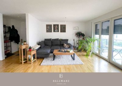 Außergewöhnliche 2-Zimmer-Wohnung mit Balkon direkt am Rebstockpark
