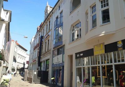 3 Zimmer Wohnung mit Dachterrasse mitten in der Innenstadt