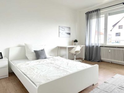 Erstbezug nach Renovierung: Möblierte WG-Zimmer in Lampertheim / 3 person shared flat