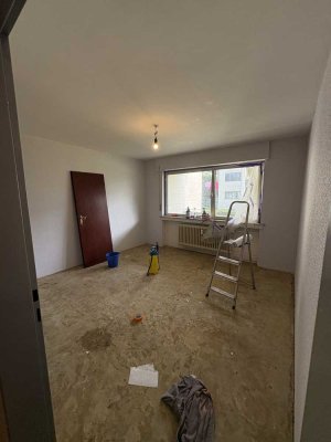 Erstbezug nach Sanierung mit Balkon: ansprechende 2-Zimmer-Wohnung in Bergheim