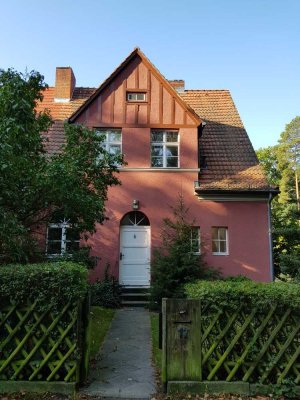 Charmante Doppelhaushälfte in Berlin-Frohnau (Reinickendorf) mit großem Garten 5 Zimmern