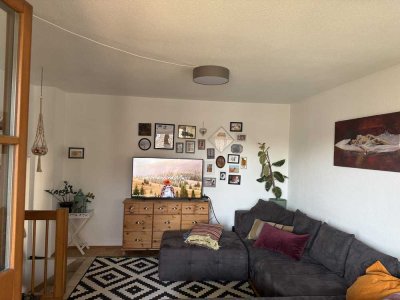 Geschmackvolle 3-Zimmer-Maisonette-Wohnung mit EBK und Südwest-Loggia  in Würzburg