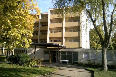 1-Zi-Apt. mit Aufzug, 14 km von HN, Balkon, voll möbl. in Bad Rappenau. Direkt am Park. Ab sofort!