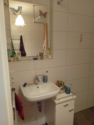 Nachmieter für möblierte helle 1,5-Zimmer Wohnung im 3. OG mit Balkon in Dresden-Löbtau-Süd