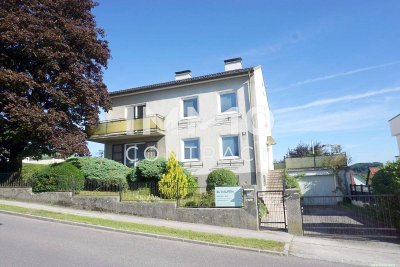 Wohnhaus in guter Lage, nutzbar als Ein- oder Zweifamilienhaus!