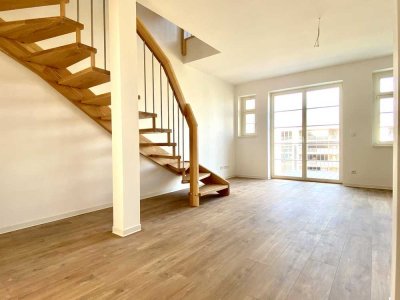 Traumhafte DG-Maisonette-Wohnung - Lichtdurchflutet - EBK - großer Balkon